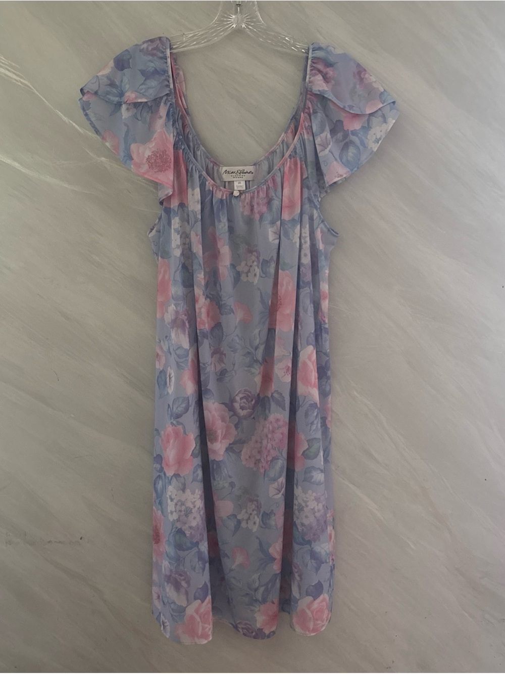 Vtg Miss Elaine 2X Silk Essence Pastel Floral Cap/Paneled Sleeve Nightgown